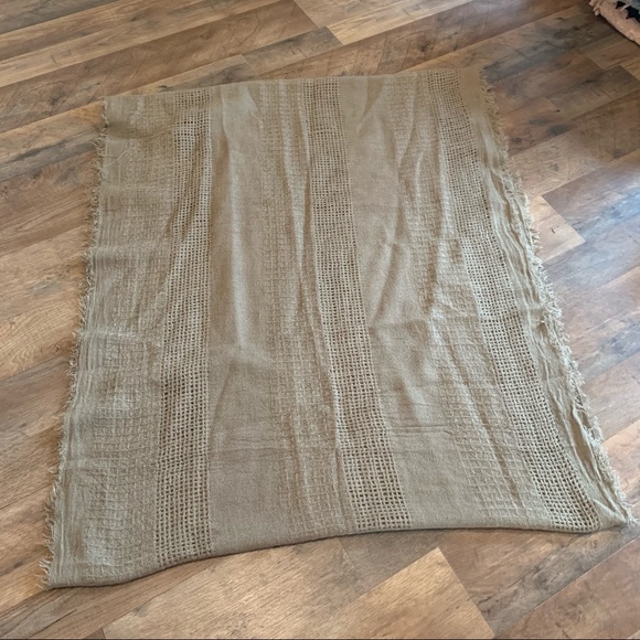 Taupe waffle knit infinity scarf - Picture 5 of 7